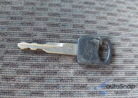 1997 Ford F-150 Lariat/Xl/Xlt from USA, damaged, VIN 1FTDX18W4VNB21720